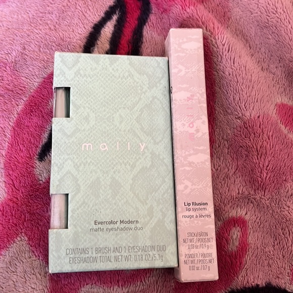 Mally Beauty Other - Mally beauty makeup set
